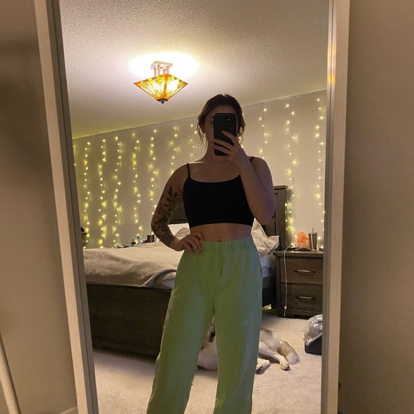 Brandy Melville Sweatpants - Picture 4 of 4